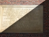 Gedenktafel zur Eröffnung Harvards