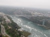 Blick runter über die Grenzbrücke vom Skylon Tower aus