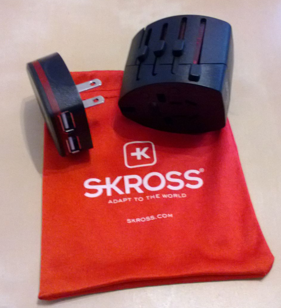 Skross Worldadapter Lieferumfang