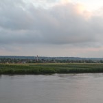 Blick von der Mein Schiff 1 auf das Elbeufer