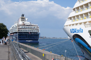 AIDAbella und MeinSchiff 1