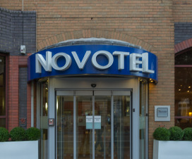 Eingang Novotel Bristol City Centre