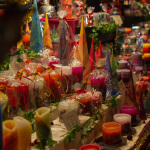 Kerzen in allen Farben und Formen auf dem Christkindlesmarkt