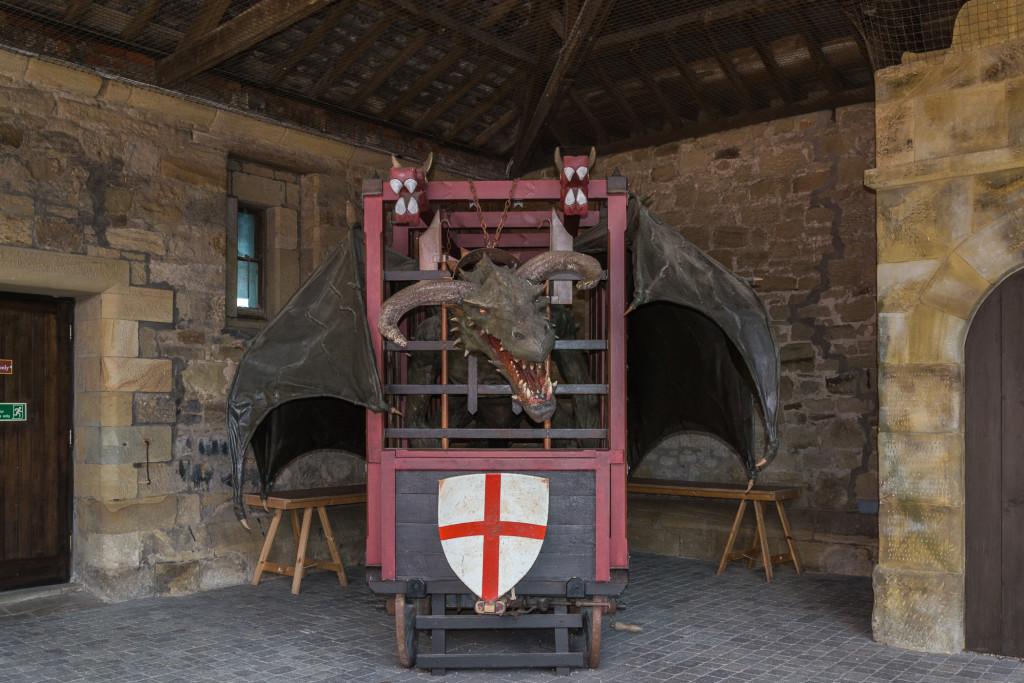 gefangener Drachen auf Alnwick Castle