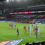 The Bluebirds in rot zu Hause gegen Ipswich Town FC.