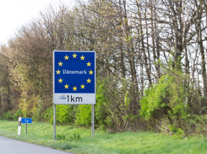 Landesgrenze zu Dänemark - wir fahren mit dem Auto nach Dänemark