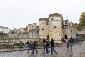 Tower of London, die von der Themse abgewandte Seite