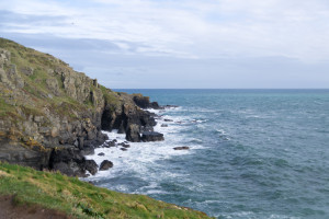 Grüne Felsen, Blaues Wasser, das kann nur Cornwall sein