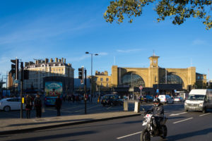 Kings Cross St. Pancras bei Tag