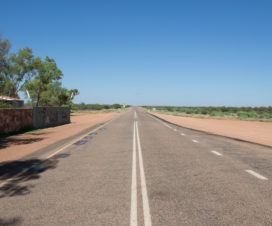 Auf dem Weg zum Uluru