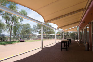Flughafen in Alice Springs - mit Außenbereich