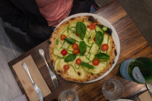 Leckere vegetarische Pizza in Australien